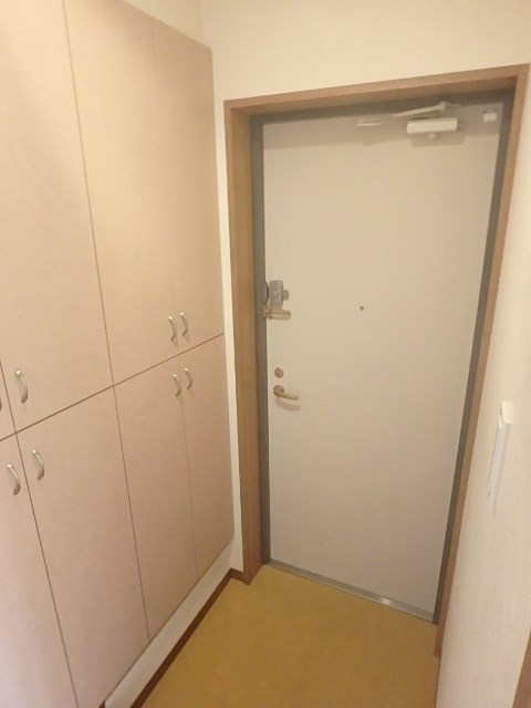 ラッフィナート 玄関