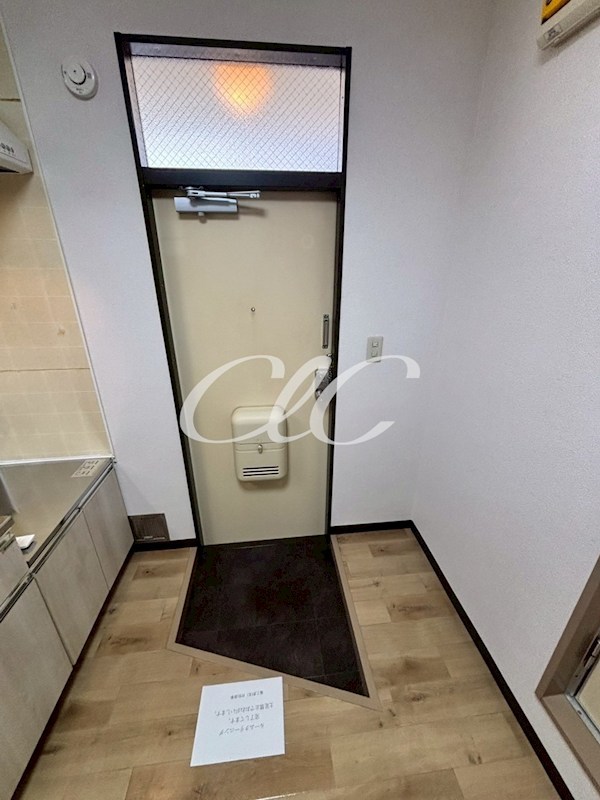 ソレイユ長谷川 玄関