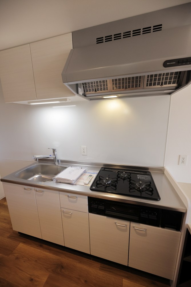 リーラ横浜川和町 キッチン