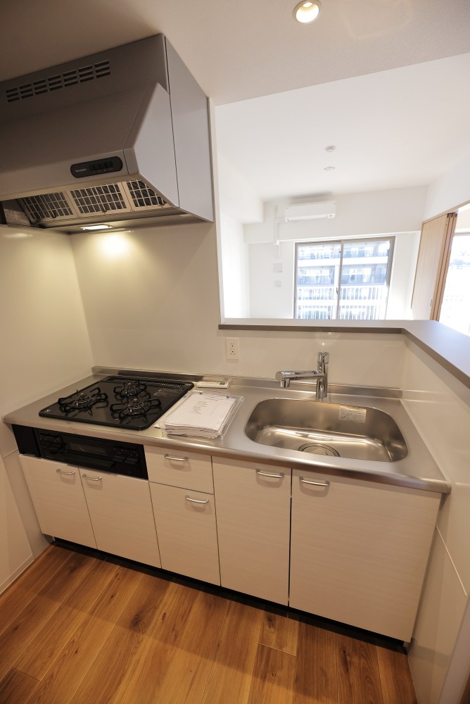 リーラ横浜川和町 キッチン