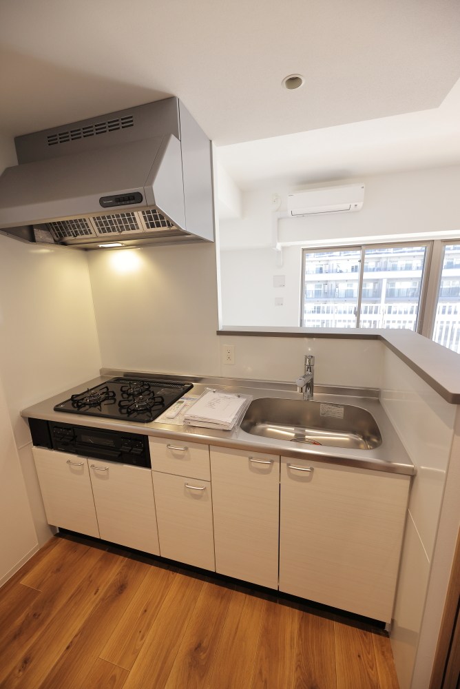 リーラ横浜川和町 キッチン