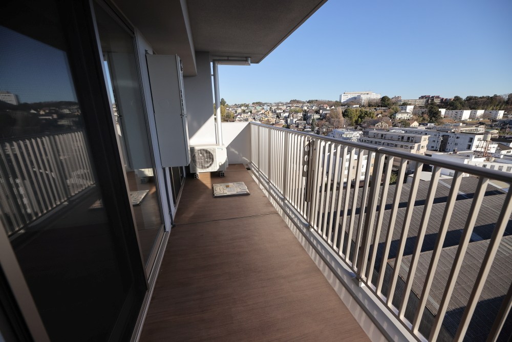 リーラ横浜川和町 ベランダ