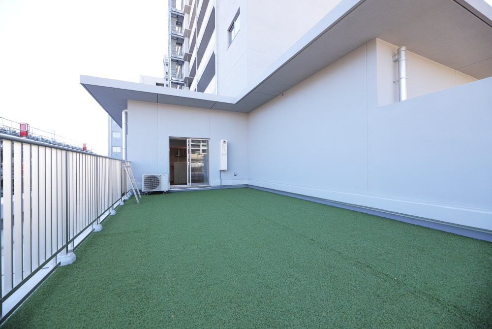 リーラ横浜川和町 ベランダ