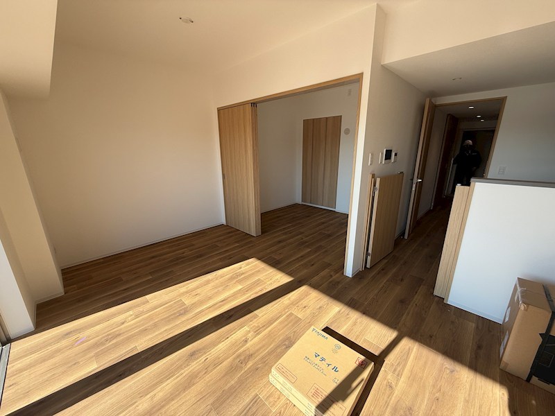 リーラ横浜川和町 リビング