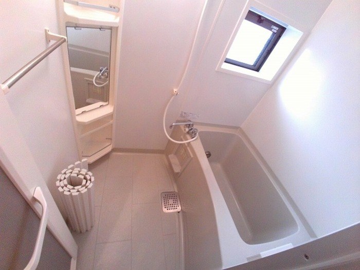 エバーグリーン 風呂画像