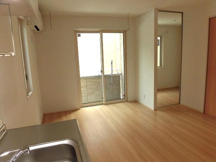 リヴェール山手 リビング