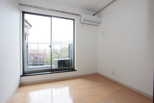 メゾン第11むさし ベッドルーム