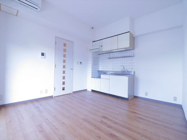 ウェーブコート リビング