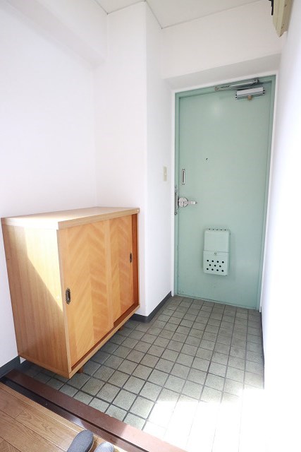 丸星ビル  玄関