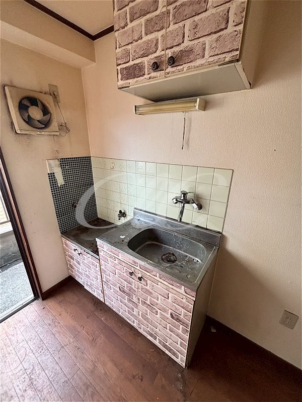 ブロンズパリス キッチン