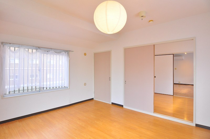 磯子クリス・コーポ ベッドルーム