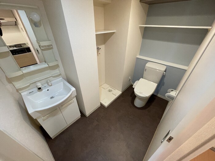 ジェイ・エス・ティ横浜東 その他1