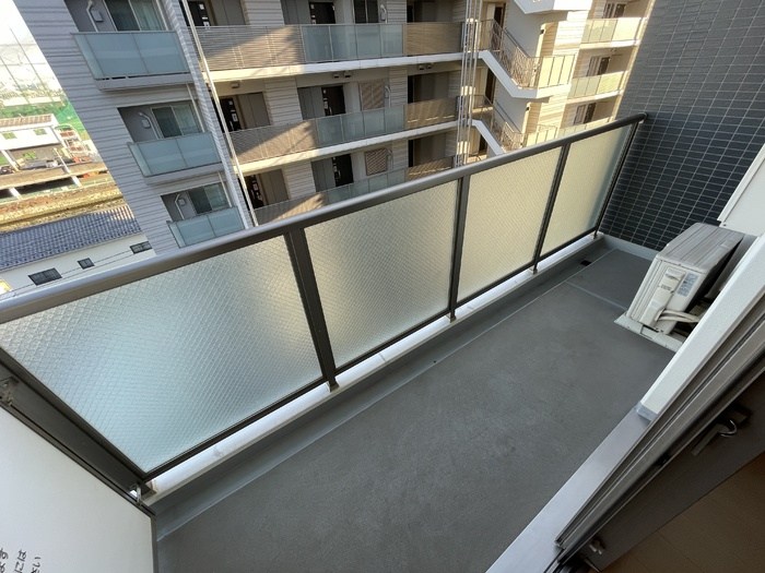 ジェイ・エス・ティ横浜東 ベランダ