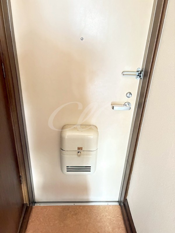 アミューズ磯子壱番館 玄関