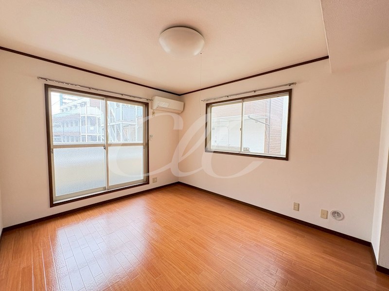 アミューズ磯子壱番館 リビング