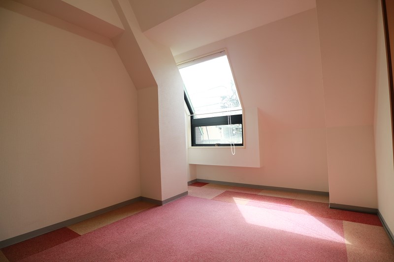 ミヤタビル  ベッドルーム