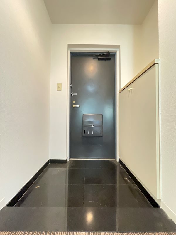 ハイツ浦安 玄関