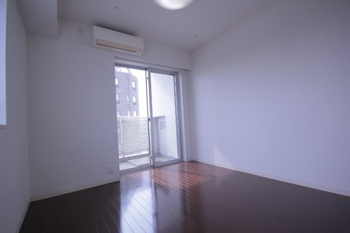 アゼスト浦安ステーション リビング