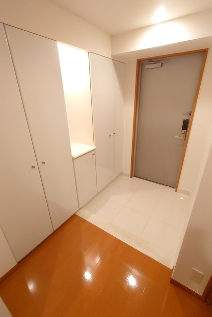 パシフィックロイヤルコートみなとみらいオーシャンタワー  玄関