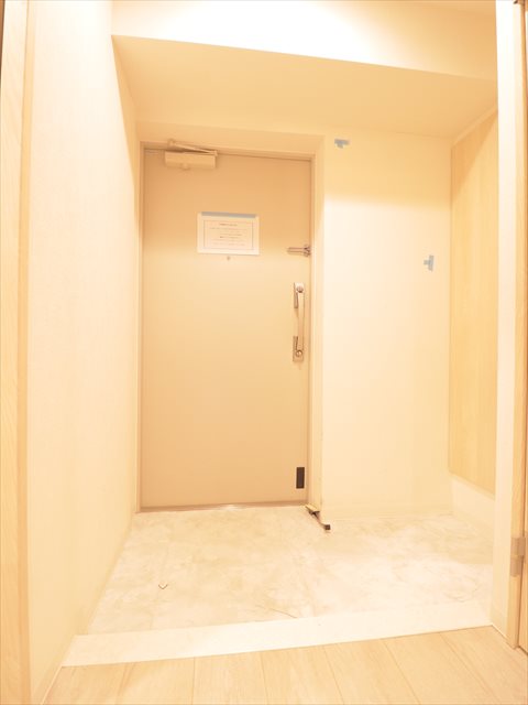 ペンテプラノ 玄関