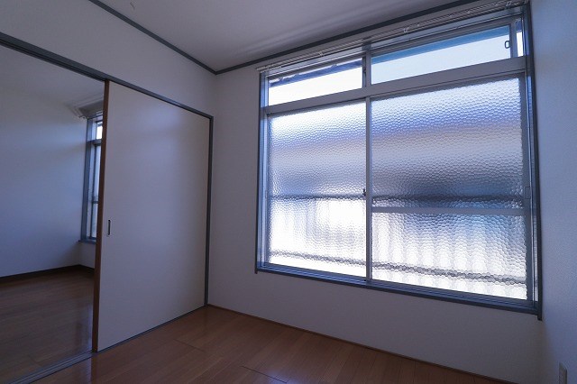 三信ハイツＢ ベッドルーム