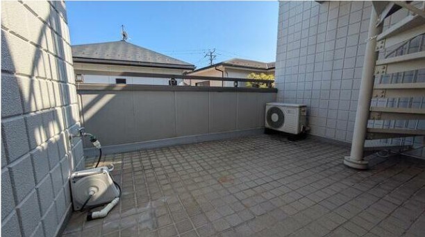 根岸原町テラスハウス ベランダ