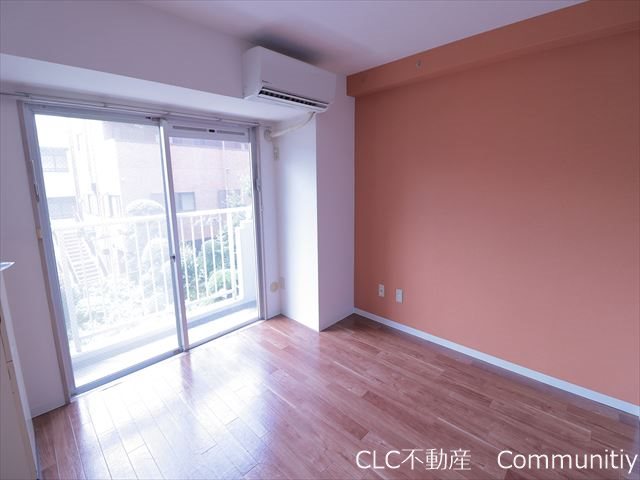 ユーステム浦安 リビング