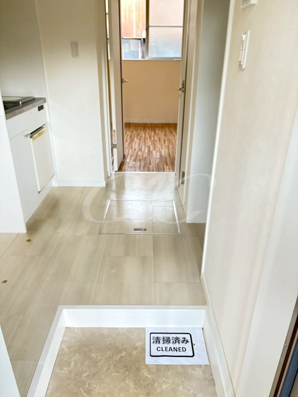 コモド・カセッタ 玄関