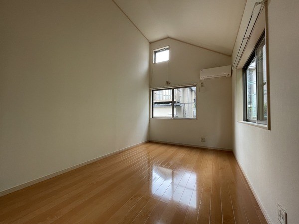 Flora Isogo その他2