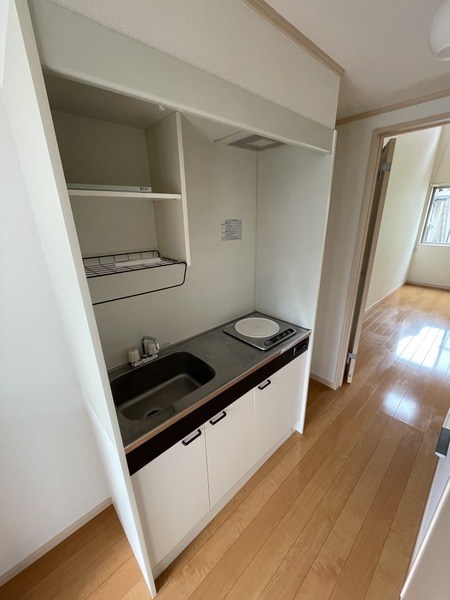 Flora Isogo キッチン