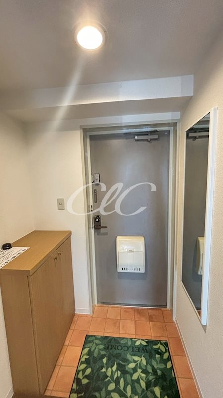 グランドール東寺尾  玄関