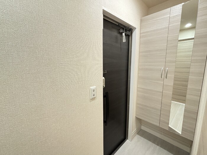 ポール・ヴェール 玄関