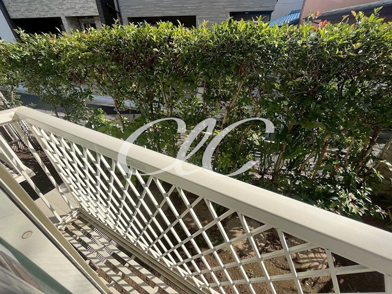 ジャーティンイトウ ベランダ