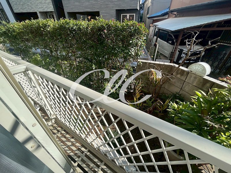 ジャーティンイトウ ベランダ