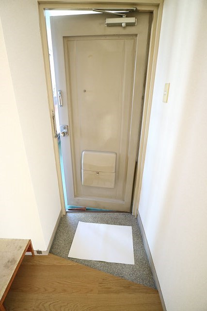 グランデュール高橋 玄関