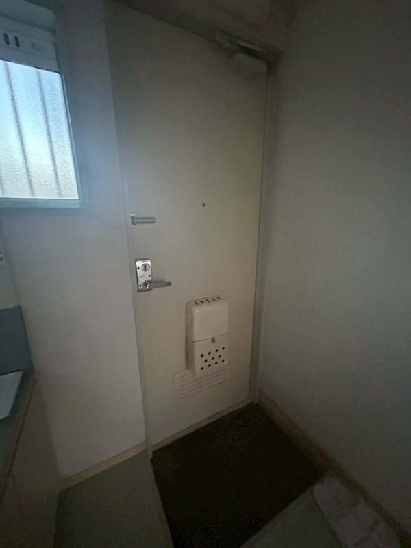 カーサ小西 玄関