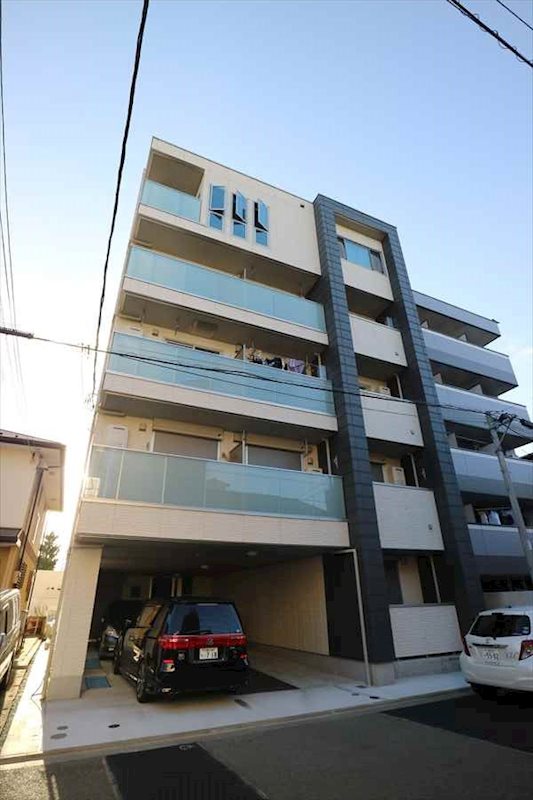 インコントリ 外観