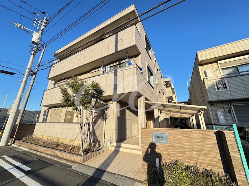 Felicite 外観