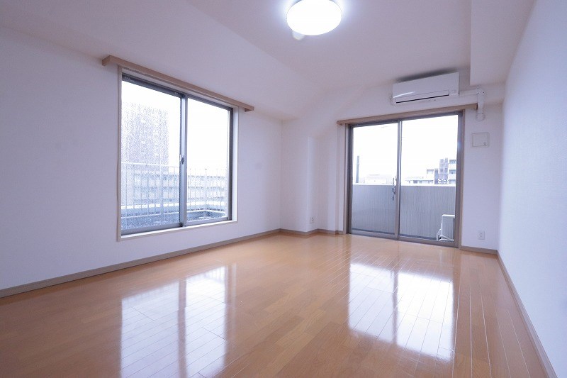 市川妙典レジデンス リビング