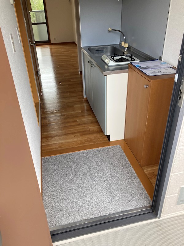 ヴェルドミールB 玄関