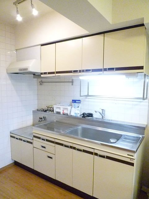 新川崎ロイヤルパレス キッチン