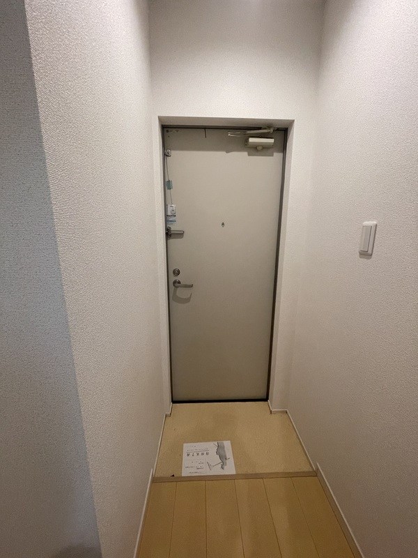 ワイズ横浜井土ヶ谷Sｔ 玄関