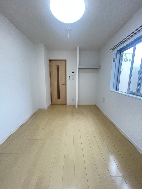 ワイズ横浜井土ヶ谷Sｔ リビング