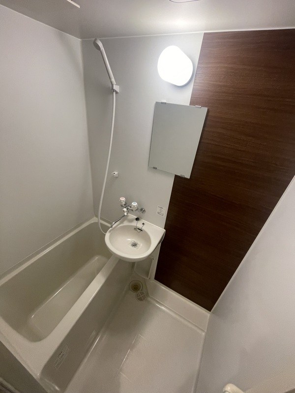 ワイズ横浜井土ヶ谷Sｔ 風呂画像