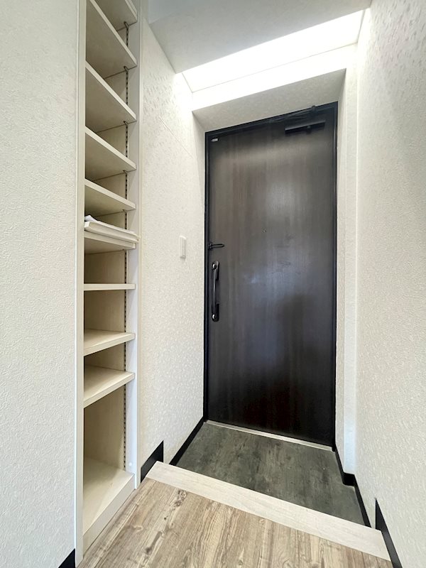 フォセット南行徳 玄関