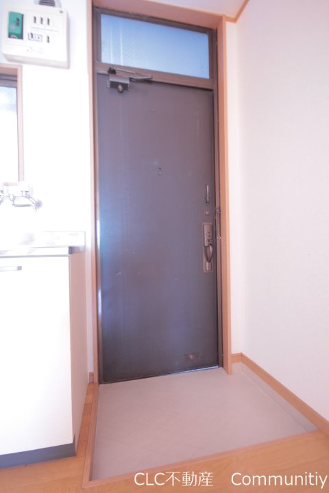 ヴィラージュ南行徳 玄関