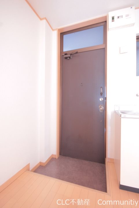 ヴィラージュ南行徳 玄関