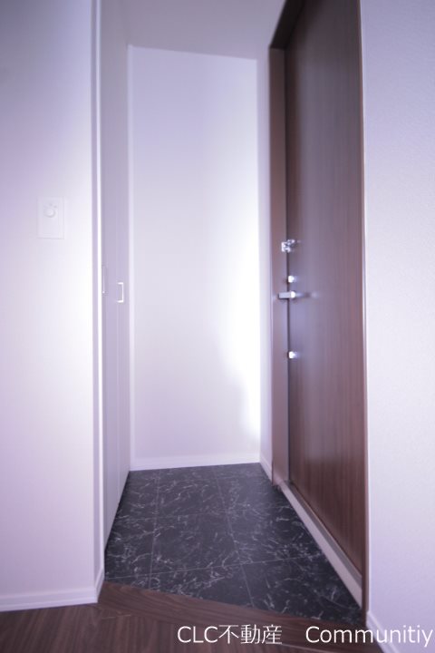 H&amp;amp;K当代島 玄関