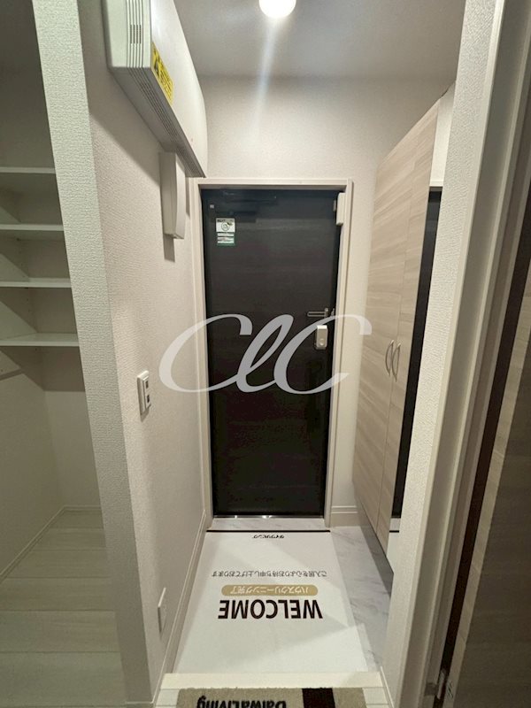 D Paina 旭町 玄関