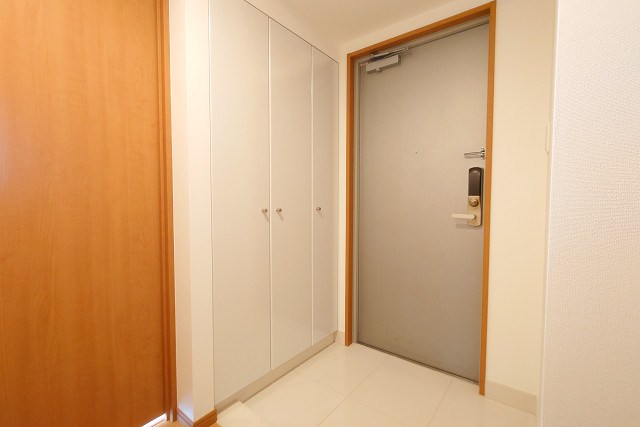 パシフィックロイヤルコートみなとみらいオーシャンタワー 玄関